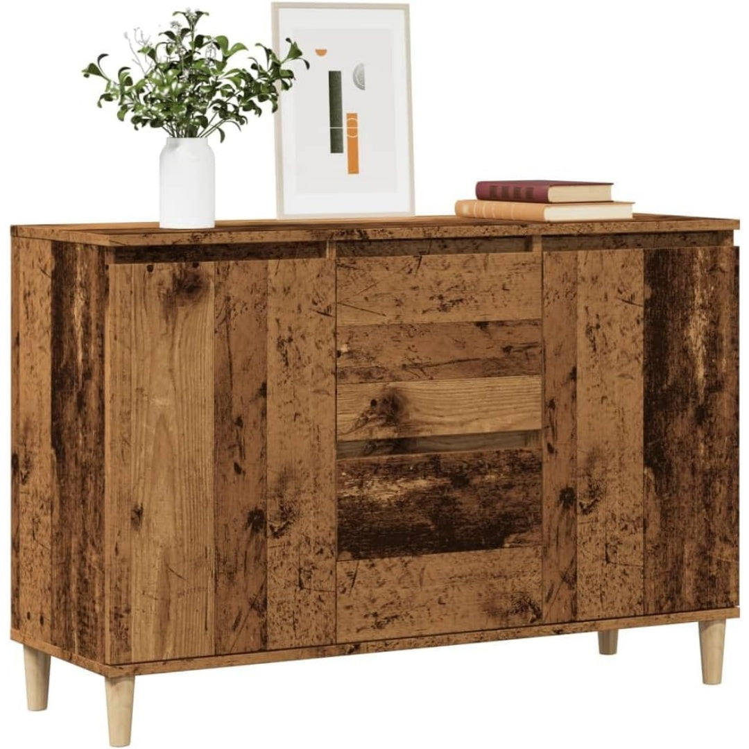 Das Sideboard nimmt mit 102 x 35 x 70 cm Gestalt an